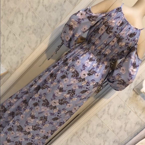 LILAC FLORAL MAXI DRESS - Picture 8 of 9